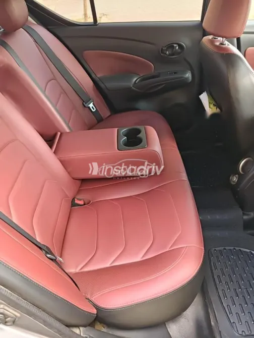 نيسان صنى 2024 أبيض مستعملة للبيع - 5