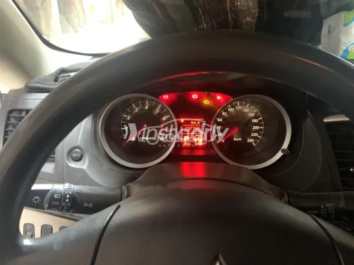 Mitsubishi Lancer EX Shark 2018 Champagne Used for Sale - 2