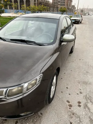 Kia Cerato 2011 White Used for Sale