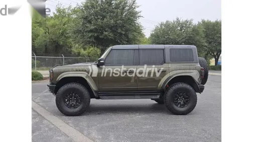 Ford Bronco 2024 Green Used for Sale - 3