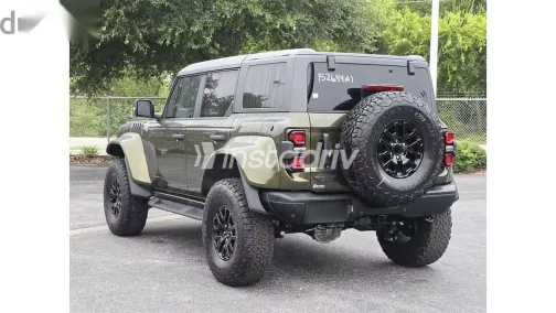 Ford Bronco 2024 Green Used for Sale - 5