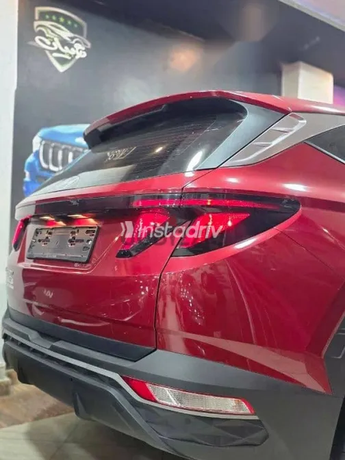 هيونداي توسان 2021 أحمر مستعملة للبيع - 8