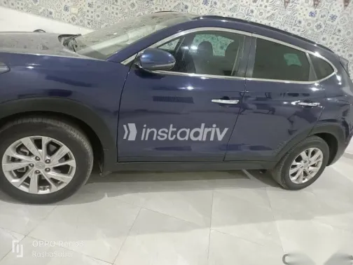 هيونداي توسان 2019 أزرق غامق مستعملة للبيع - 8