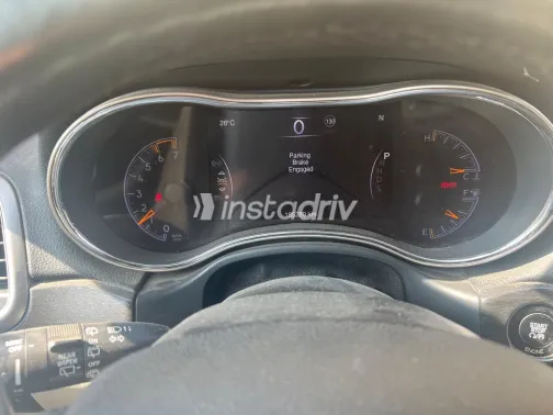 جيب جراند شيروكي 2015 أبيض مستعملة للبيع - 4