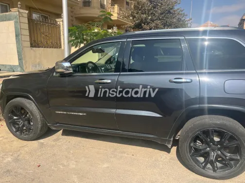 جيب جراند شيروكي 2015 أبيض مستعملة للبيع - 6