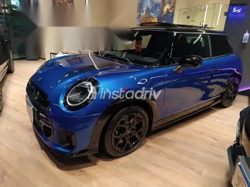 مينى كوبر 2026 أزرق غامق مستعملة للبيع - 3