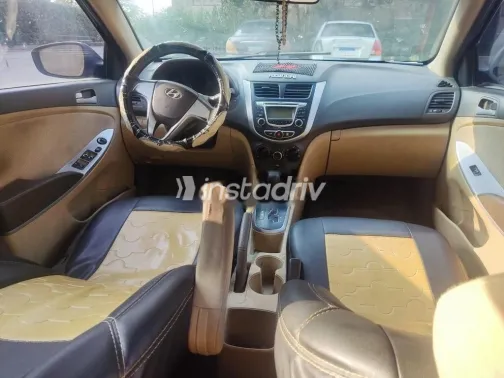 هيونداي اكسنت RB 2012 أسود مستعملة للبيع - 4