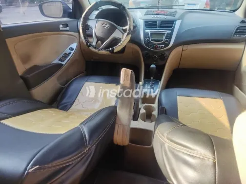 هيونداي اكسنت RB 2012 أسود مستعملة للبيع - 5