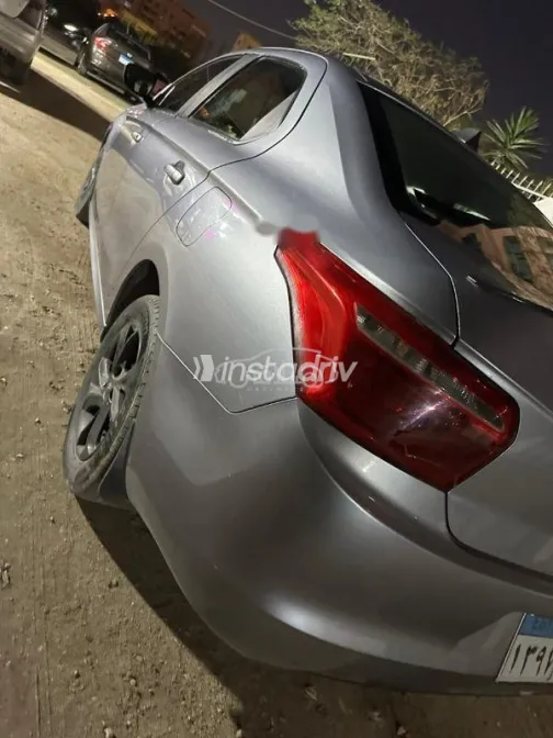 سيتروين سي اليزيه 2021 فضي مستعملة للبيع - 5