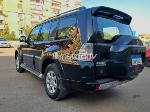 Mitsubishi Pajero 2015 Black Used for Sale - 5