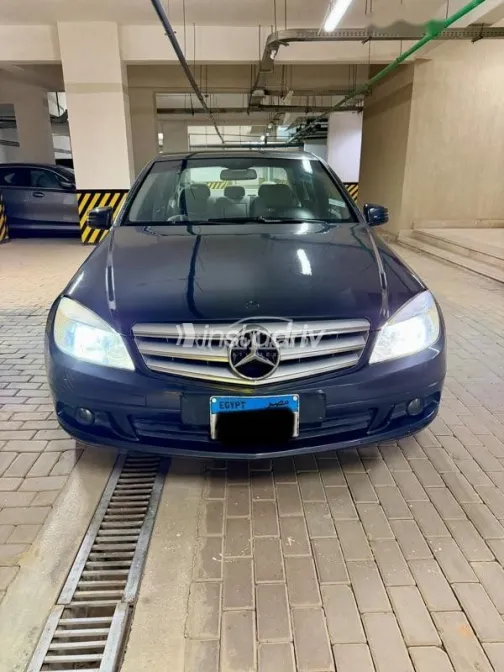 Mercedes C 180 2010 Gray Used for Sale - 1