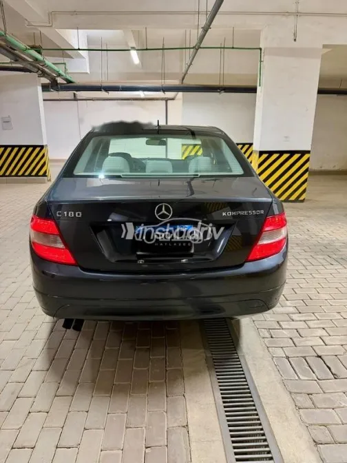 Mercedes C 180 2010 Gray Used for Sale - 4