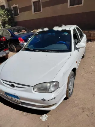 Kia Sephia 2001 White Used for Sale