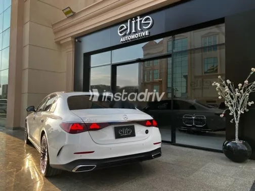 مرسيدس E 200 2025 أبيض مستعملة للبيع - 5