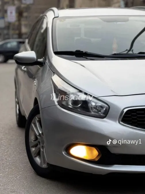 Kia Ceed 2016 White Used for Sale - 5