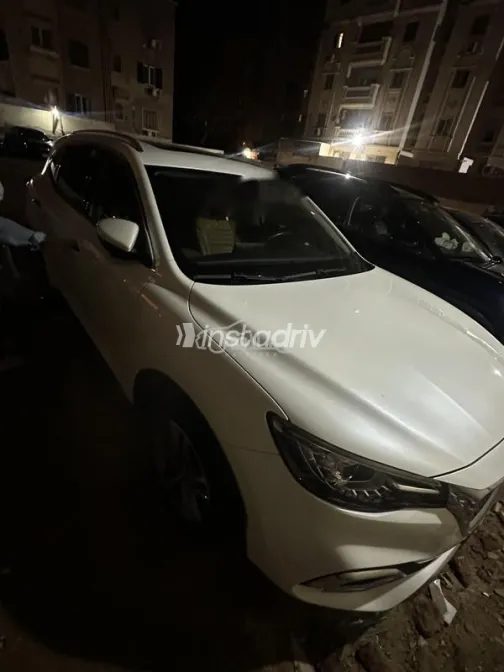 ام جى اتش اس 2022 أبيض مستعملة للبيع - 4