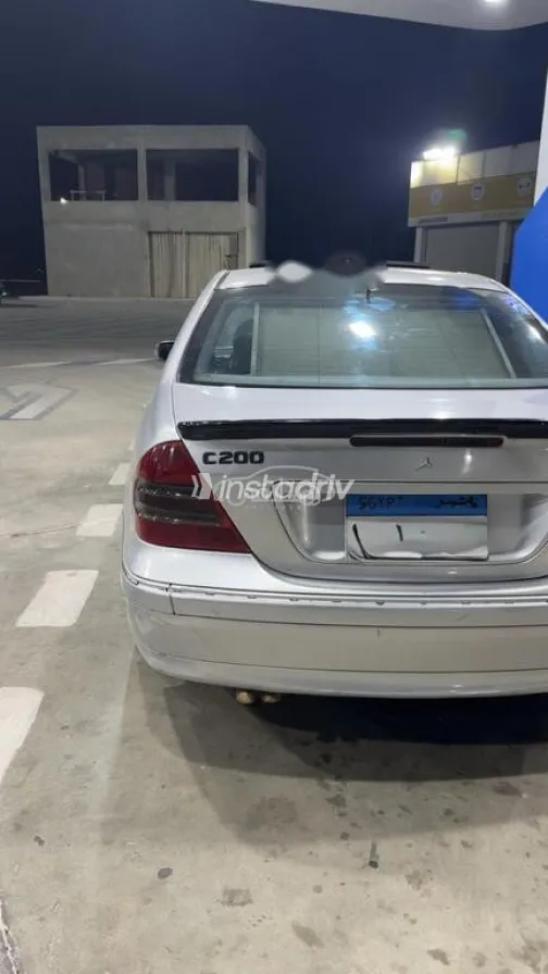 مرسيدس 200 2002 فضي مستعملة للبيع - 3