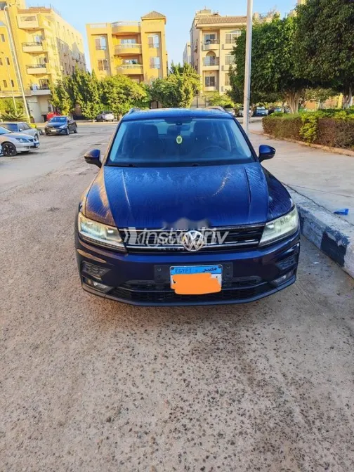 فولكس فاغن تيجون 2020 أزرق غامق مستعملة للبيع - 4