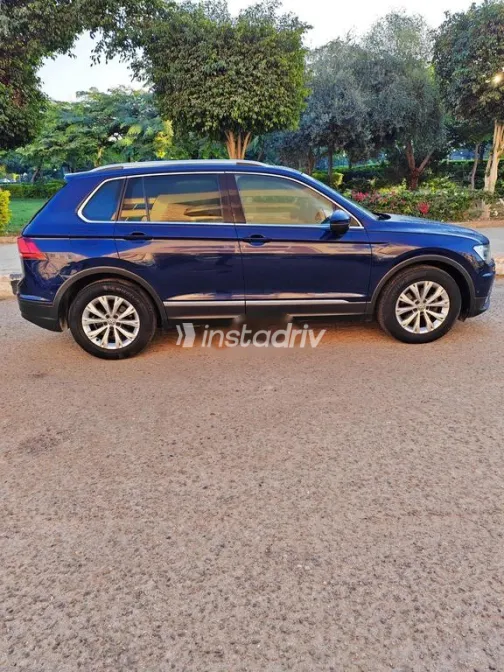 فولكس فاغن تيجون 2020 أزرق غامق مستعملة للبيع - 5