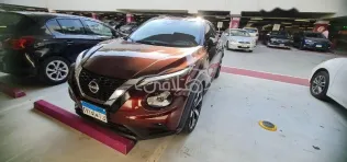 نيسان جوك 2025 أحمر غامق مستعملة للبيع