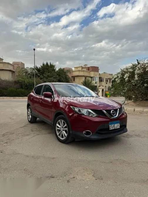 Nissan Qashqai 2017 Red Used for Sale - 3