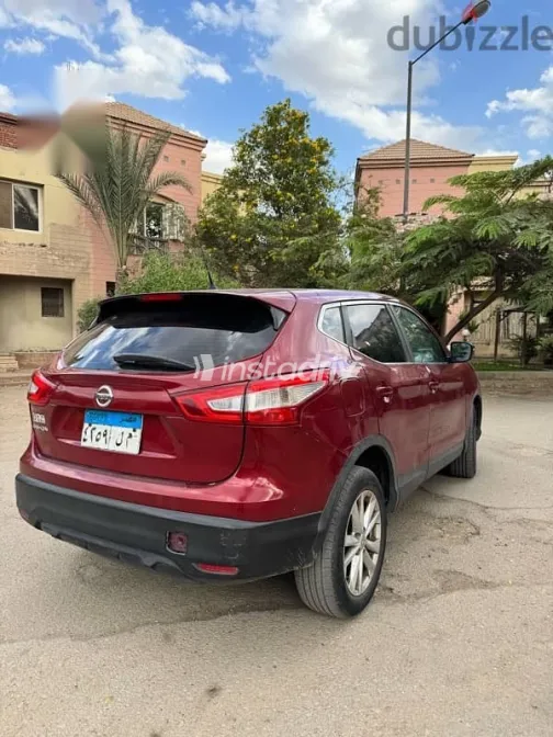 Nissan Qashqai 2017 Red Used for Sale - 4