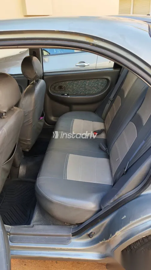 كيا سيفيا 2000 رمادي مستعملة للبيع - 4