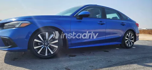 Honda Civic 2022 White Used for Sale - 5