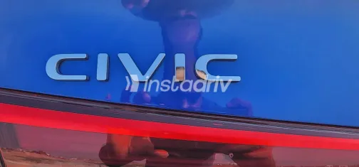 Honda Civic 2022 White Used for Sale - 7