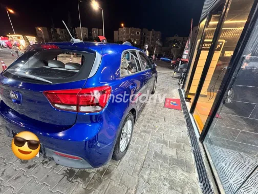 كيا ريو 2020 أبيض مستعملة للبيع - 8