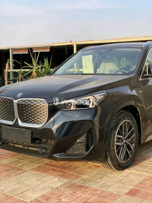 BMW IX1 2025 White Used for Sale - 2