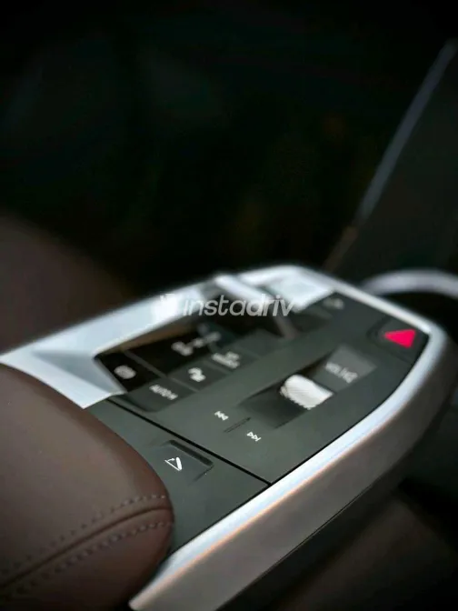 BMW IX1 2025 White Used for Sale - 9