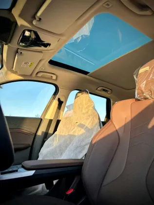 بي ام دبليو اى اكس 1 2025 أبيض مستعملة للبيع