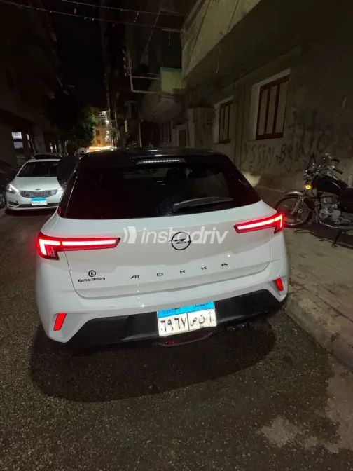 Opel Mokka 2024 White Used for Sale - 8