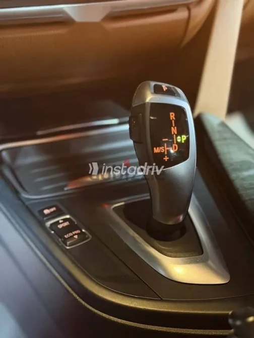 BMW 320 2014 White Used for Sale - 9