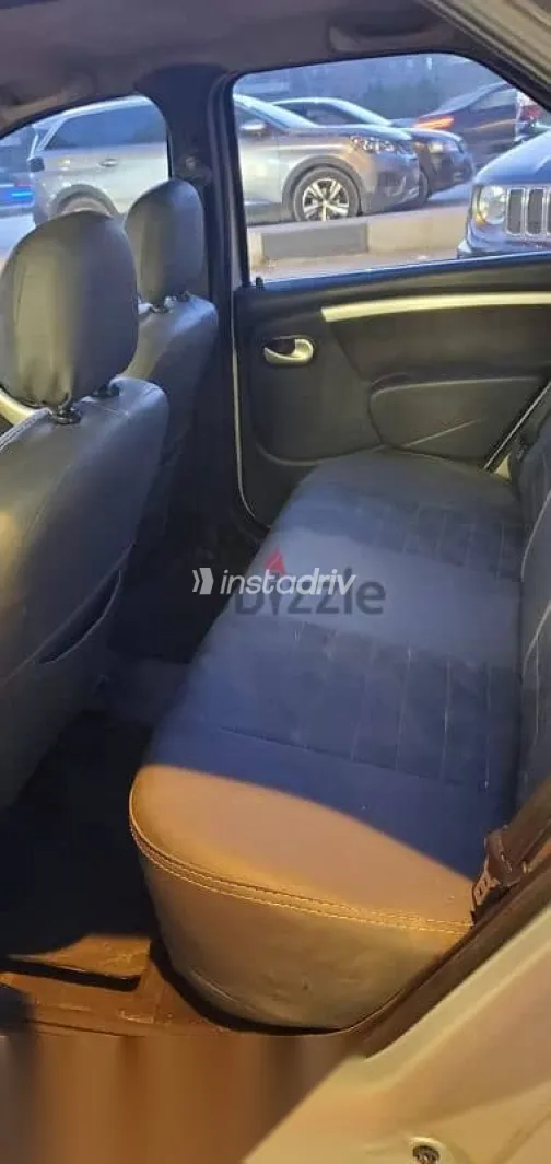 رينو لوجان 2013 فضي مستعملة للبيع - 6