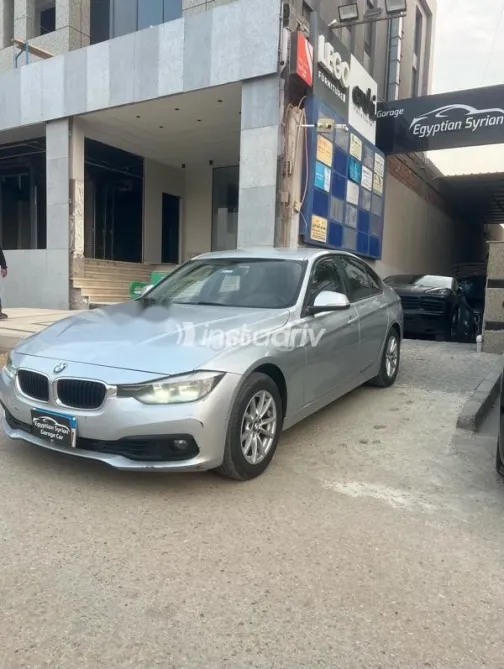 BMW 318 2016 Silver Used for Sale - 4