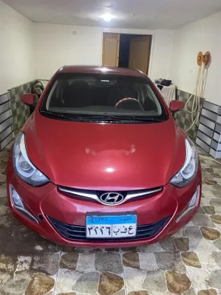 هيونداي إلنترا ام دى 2015 أحمر مستعملة للبيع