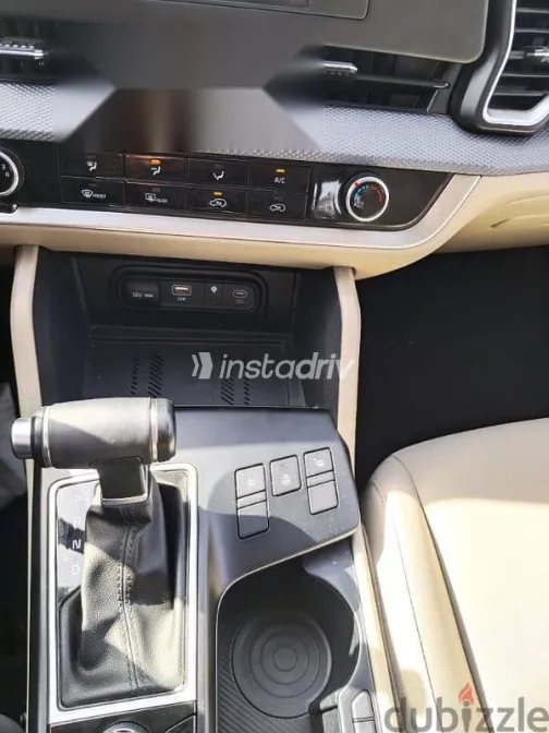 كيا سبورتاج 2025 أخضر مستعملة للبيع - 1