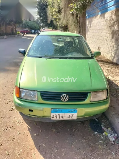 فولكس فاغن بولو 1998 أخضر مستعملة للبيع - 4