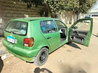 فولكس فاغن بولو 1998 أخضر مستعملة للبيع