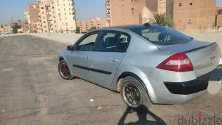رينو ميجان 2006 فضي مستعملة للبيع