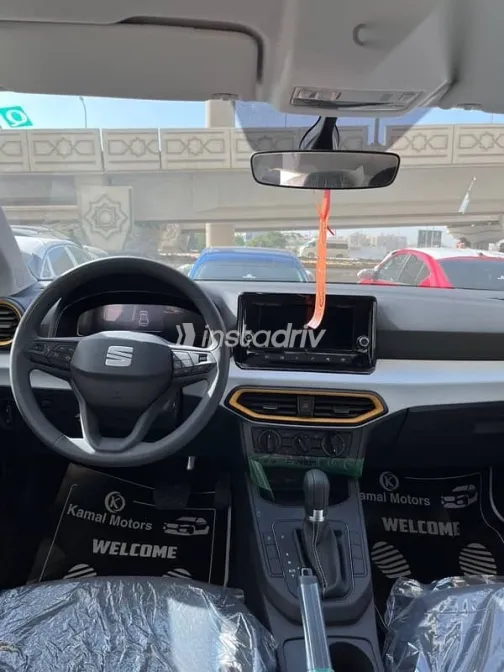 سيات ابيزا 2026 رمادي جديدة للبيع - 7