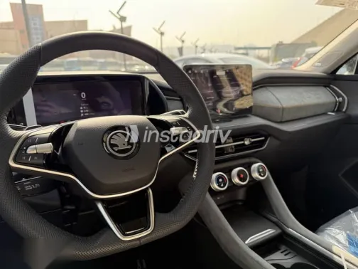 سكودا كودياك 2025 أسود جديدة للبيع - 3