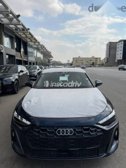 اودي A5 2025 أزرق غامق جديدة للبيع - 2