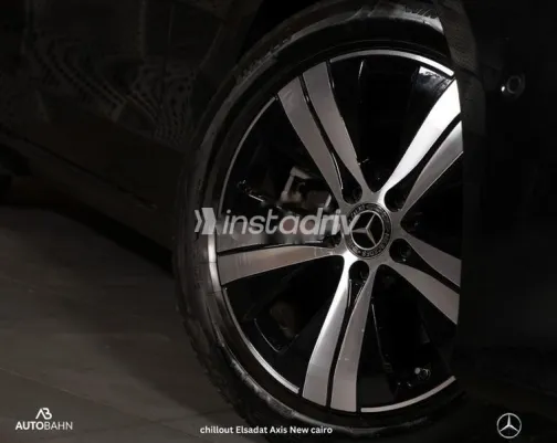 مرسيدس C 180 2023 أسود مستعملة للبيع - 3