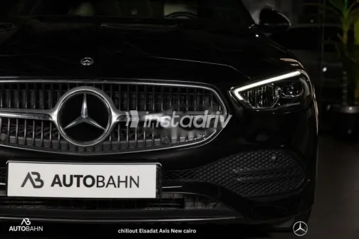 مرسيدس C 180 2023 أسود مستعملة للبيع - 4