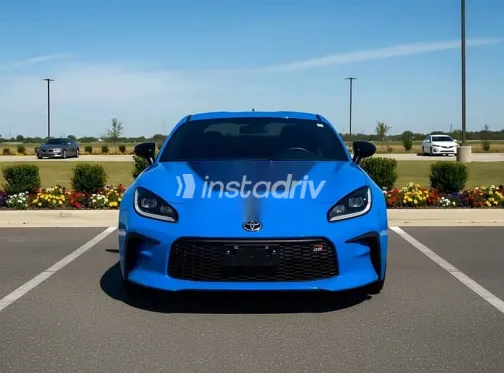 تويوتا GR86 2024 أزرق غامق مستعملة للبيع - 1