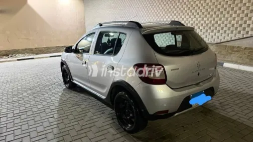 Renault Sandero 2016 Silver Used for Sale - 2