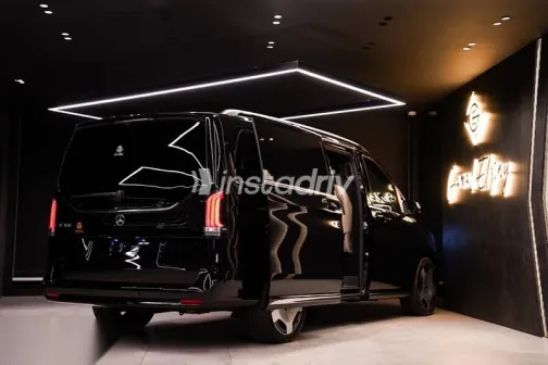 مرسيدس 300 2026 أسود جديدة للبيع - 6